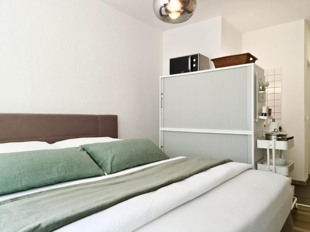 Schoene Ferienwohnung Im Zentrum Mit Self Check-In Und Free Wifi Essen Luaran gambar