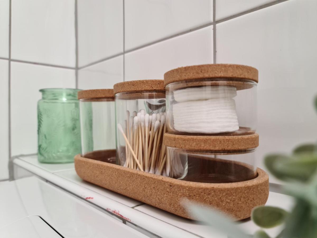 Schoene Ferienwohnung Im Zentrum Mit Self Check-In Und Free Wifi Essen Luaran gambar